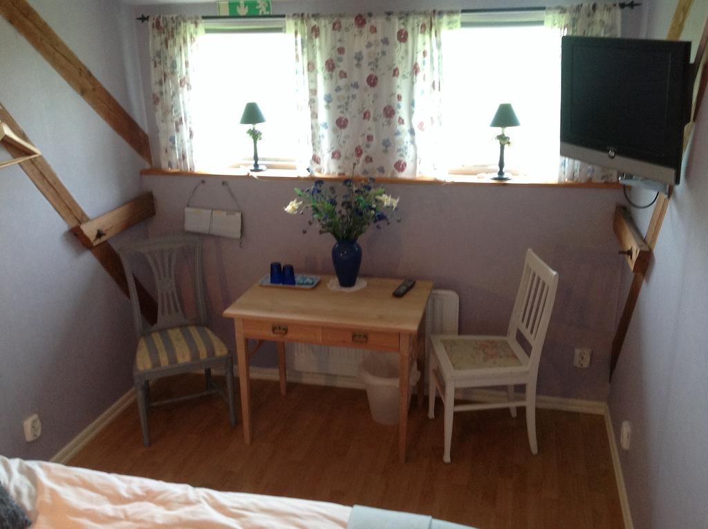 Linderoedsgarden Bed & Breakfast Kristianstad Room photo